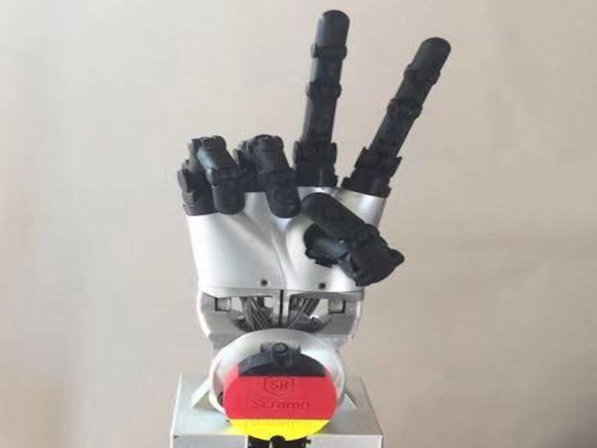 五指仿生灵巧手实物